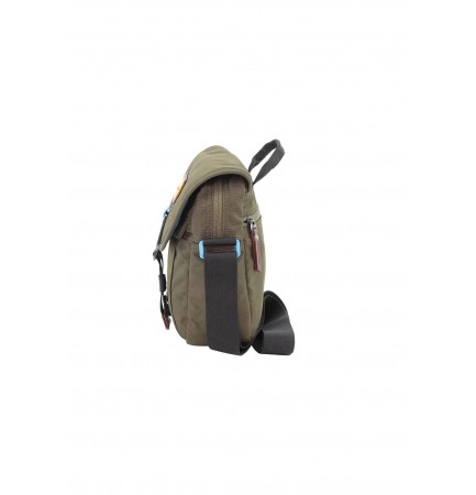 DISCOVERY ICON FLAP OVER UTILITY BAG DISCOVERY ICON FLAP OVER UTILITY BAG